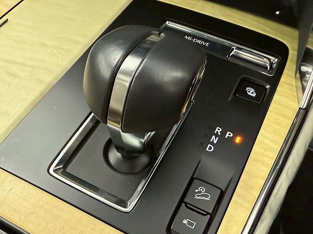 CX-60 PHEV プレミアムモダン サンルーフ/ホワイトレザーシート/全周囲カメラ/BOSEスピーカー/ブラインドスポットモニター/シートヒーター/シートクーラー/ステアリングヒーター/レーダクルーズコントロール/パドルシフト(50枚目)