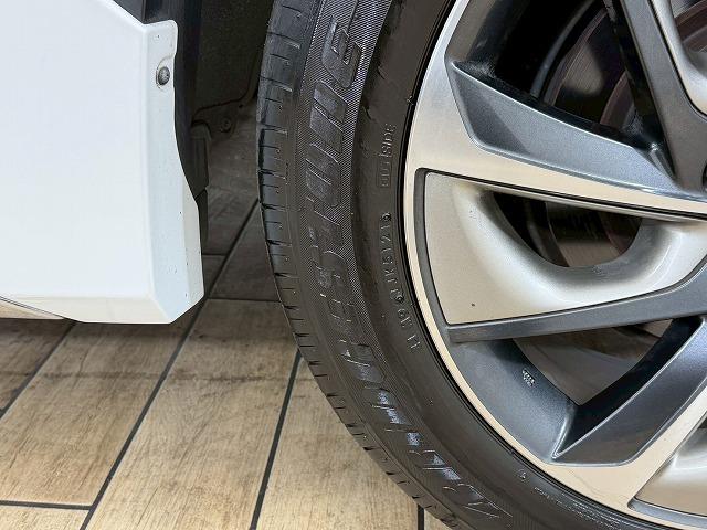 RX RX450hL サンルーフ/モデリスタエアロ/三眼LEDヘッドライト/ブラインドスポットモニター/シートクーラー/シートヒーター/レーダークルーズコントロール/ヘッドアップディスプレイ/電動リヤゲート(26枚目)