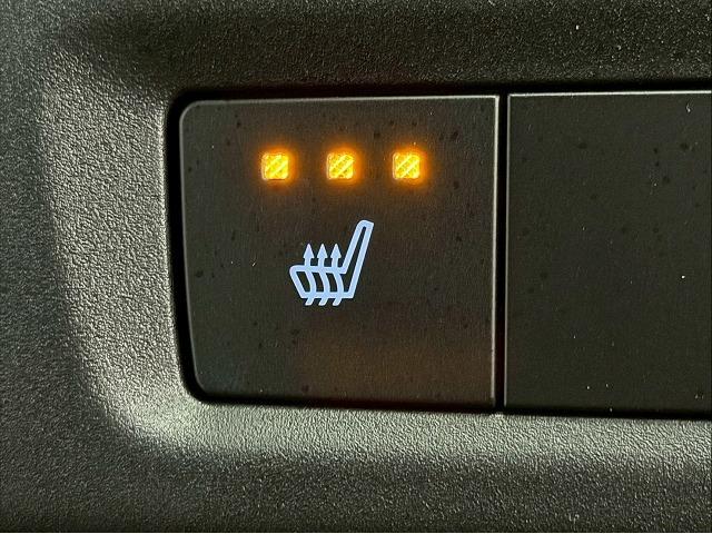 RX RX450hL サンルーフ/モデリスタエアロ/三眼LEDヘッドライト/ブラインドスポットモニター/シートクーラー/シートヒーター/レーダークルーズコントロール/ヘッドアップディスプレイ/電動リヤゲート(57枚目)