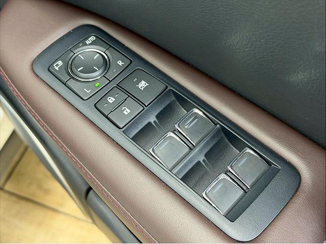 RX RX450hL サンルーフ/モデリスタエアロ/三眼LEDヘッドライト/ブラインドスポットモニター/シートクーラー/シートヒーター/レーダークルーズコントロール/ヘッドアップディスプレイ/電動リヤゲート(58枚目)