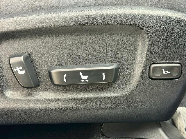 RX RX450hL サンルーフ/モデリスタエアロ/三眼LEDヘッドライト/ブラインドスポットモニター/シートクーラー/シートヒーター/レーダークルーズコントロール/ヘッドアップディスプレイ/電動リヤゲート(59枚目)