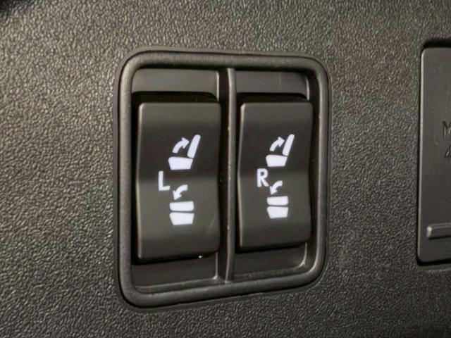 RX RX450hL サンルーフ/モデリスタエアロ/三眼LEDヘッドライト/ブラインドスポットモニター/シートクーラー/シートヒーター/レーダークルーズコントロール/ヘッドアップディスプレイ/電動リヤゲート(74枚目)