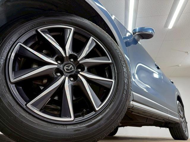 ＣＸ－５ ＸＤ　Ｌパッケージ　純正エアロ／全周囲カメラ／ＢＯＳＥスピーカー／レーダークルーズコントロール／ブラインドスポットモニター／ベージュレザーシート／クリアランスソナー／パワーシート／シートメモリー／電動リヤゲート／ＬＥＤ（30枚目）