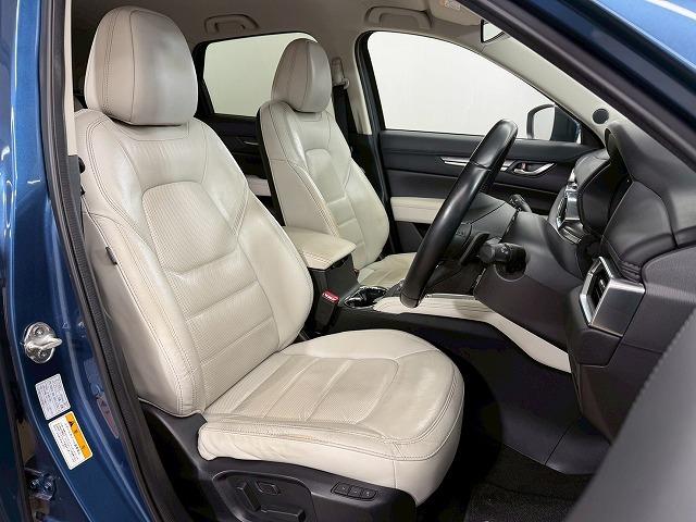 ＣＸ－５ ＸＤ　Ｌパッケージ　純正エアロ／全周囲カメラ／ＢＯＳＥスピーカー／レーダークルーズコントロール／ブラインドスポットモニター／ベージュレザーシート／クリアランスソナー／パワーシート／シートメモリー／電動リヤゲート／ＬＥＤ（31枚目）