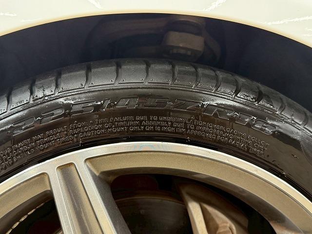 Ｃクラス Ｃ２２０ｄアバンギャルド　ＡＭＧライン　アダプティブクルーズコン／キーレスゴー／ブラインドスポットモニター／ブラックレザーシート／シートヒーター／純正ナビ／バックカメラ／ＬＥＤヘッドライト／純正１８インチアルミホイール／パワーシート（33枚目）