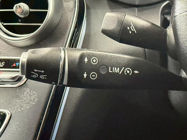 Ｃクラス Ｃ２２０ｄアバンギャルド　ＡＭＧライン　アダプティブクルーズコン／キーレスゴー／ブラインドスポットモニター／ブラックレザーシート／シートヒーター／純正ナビ／バックカメラ／ＬＥＤヘッドライト／純正１８インチアルミホイール／パワーシート（42枚目）