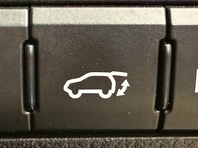 ＲＸ ＲＸ４５０ｈ　Ｆスポーツ　サンルーフ／マークレビンソン／ＴＲＤエアロ／ブラックレザーシート／三眼ＬＥＤヘッド／ヘッドアップディスプレイ／ブラインドスポットモニター／電動リヤゲート／シートクーラー／シートヒーター／レダクル（11枚目）