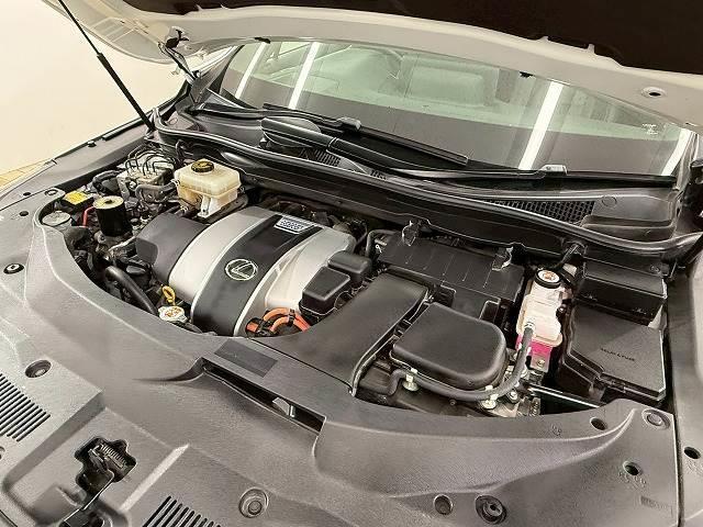 ＲＸ ＲＸ４５０ｈ　Ｆスポーツ　サンルーフ／マークレビンソン／ＴＲＤエアロ／ブラックレザーシート／三眼ＬＥＤヘッド／ヘッドアップディスプレイ／ブラインドスポットモニター／電動リヤゲート／シートクーラー／シートヒーター／レダクル（18枚目）