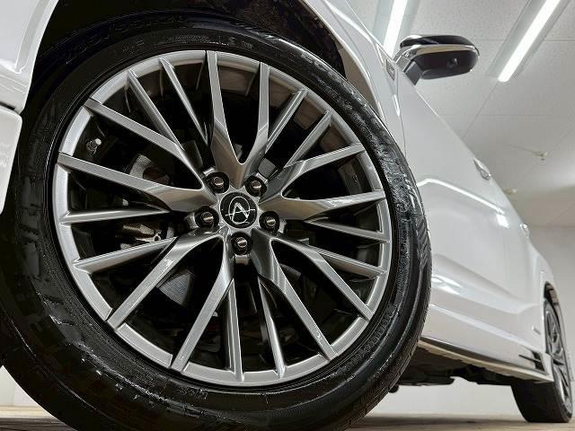 ＲＸ ＲＸ４５０ｈ　Ｆスポーツ　サンルーフ／マークレビンソン／ＴＲＤエアロ／ブラックレザーシート／三眼ＬＥＤヘッド／ヘッドアップディスプレイ／ブラインドスポットモニター／電動リヤゲート／シートクーラー／シートヒーター／レダクル（20枚目）