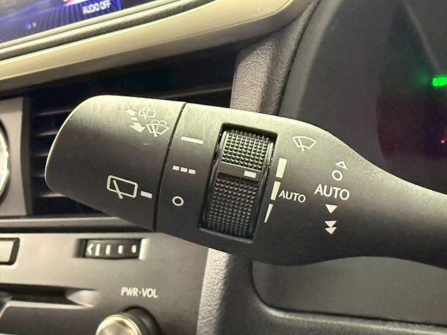 ＲＸ ＲＸ４５０ｈ　Ｆスポーツ　サンルーフ／マークレビンソン／ＴＲＤエアロ／ブラックレザーシート／三眼ＬＥＤヘッド／ヘッドアップディスプレイ／ブラインドスポットモニター／電動リヤゲート／シートクーラー／シートヒーター／レダクル（43枚目）