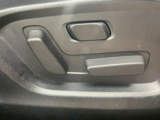 ＣＸ－５ ＸＤ　Ｌパッケージ　サンルーフ／ブラックレザーシート／レーダークルーズコントロール／ＬＥＤヘッドライト／シートヒーター／マツダコネクトナビ／ＥＴＣ／電動リヤゲート／バックカメラ／パワーシート／シートメモリー（12枚目）