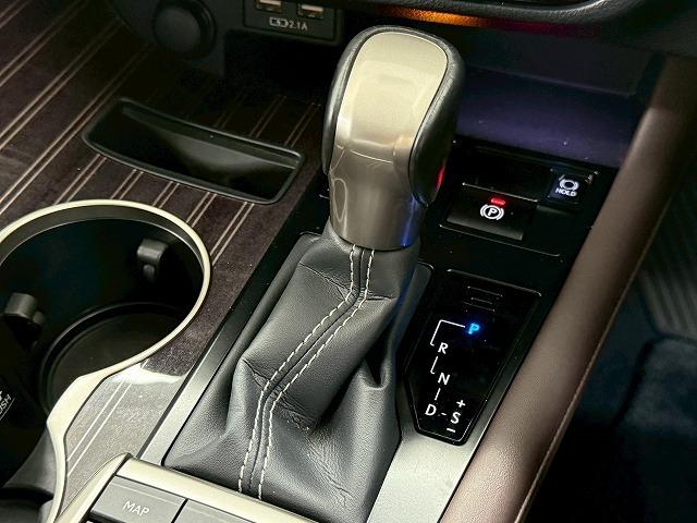 ＲＸ ＲＸ４５０ｈ　エレガントツアラー　特別仕様車／全周囲カメラ／茶革／三眼ＬＥＤヘッドライト／レーダークルーズコントロール／ブラインドスポットモニター／シートヒーター／シートクーラー／ヘッドアップディスプレイ／パドルシフト／電動リヤゲート（61枚目）