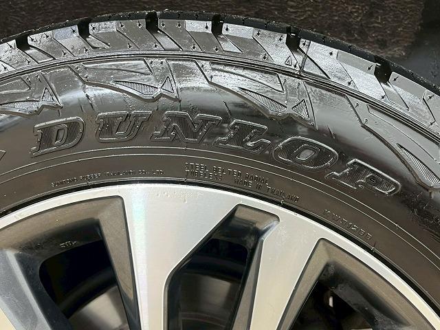 ランドクルーザープラド ＴＺ－Ｇ　サンルーフ／全周囲カメラ／ブラックレザーシート／３列シート／ブラインドスポットモニター／レーダークルーズコントロール／シートクーラー／シートヒーター／パドルシフト／純正１９インチアルミホイール（29枚目）