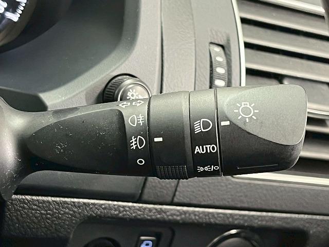 ランドクルーザープラド ＴＺ－Ｇ　サンルーフ／全周囲カメラ／ブラックレザーシート／３列シート／ブラインドスポットモニター／レーダークルーズコントロール／シートクーラー／シートヒーター／パドルシフト／純正１９インチアルミホイール（45枚目）