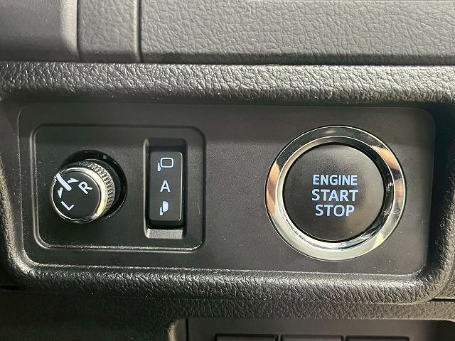 ランドクルーザープラド ＴＺ－Ｇ　サンルーフ／全周囲カメラ／ブラックレザーシート／３列シート／ブラインドスポットモニター／レーダークルーズコントロール／シートクーラー／シートヒーター／パドルシフト／純正１９インチアルミホイール（71枚目）