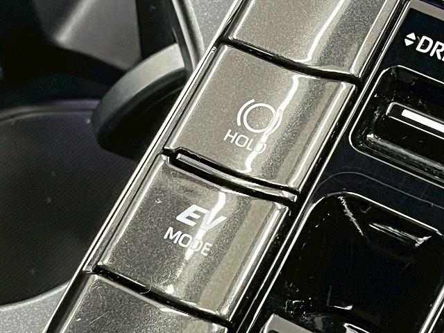 クラウンスポーツ Ｚ　モデリスタエアロ／パノラマルーフ／全周囲カメラ／寒冷地使用／レーダークルーズコントロール／純正１２．３インチナビ／デジタルインナーミラー／ブラインドスポットモニター／ブラックレザーシート（50枚目）