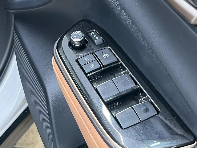 クラウンスポーツ Z サンルーフ/モデリスタエアロ/ブラウンレザーシート/レーダークルーズコントロール/デジタルインナーミラー/全周囲カメラ/電動リヤゲート/ブラインドスポットモニター/オートマチックハイビーム(57枚目)