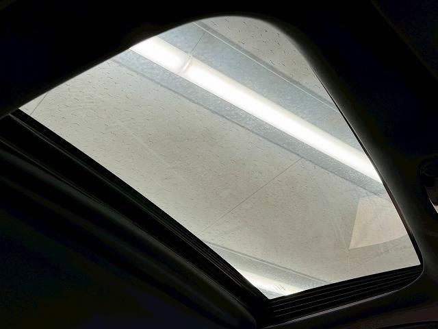 ＲＸ ＲＸ５００ｈ　Ｆスポーツパフォーマンス　サンルーフ／ブラックレザーシート／レーダークルーズコントロール／ブラインドスポットモニター／ＬＥＤヘッドライト／ブラインドスポットモニター／デジタルインナーミラー／シートクーラー／シートヒーター（7枚目）