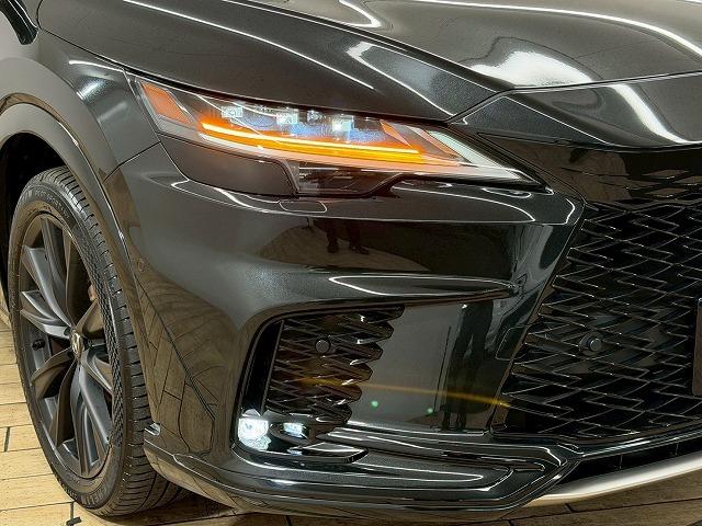 ＲＸ ＲＸ５００ｈ　Ｆスポーツパフォーマンス　サンルーフ／ブラックレザーシート／レーダークルーズコントロール／ブラインドスポットモニター／ＬＥＤヘッドライト／ブラインドスポットモニター／デジタルインナーミラー／シートクーラー／シートヒーター（23枚目）