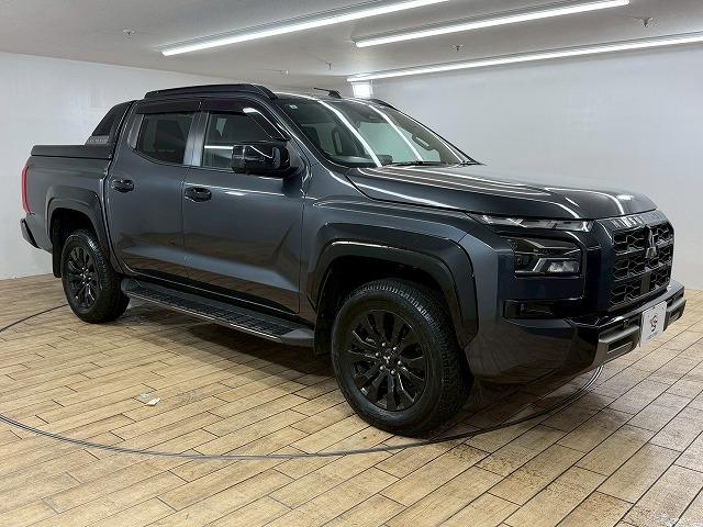 トライトン ＧＳＲ　１オーナー／純正９型ディスプレイオーディオ／全周囲カメラ／ブラックレザーシート／トノカバー／ブラインドスポットモニター／レーダークルーズコントロール／シートヒーター／ステアリングヒーター／パワーシート（68枚目）