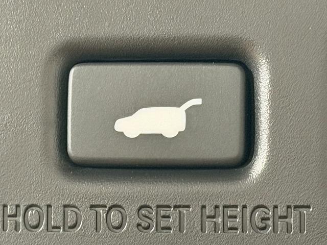 ヴェゼル ｅ：ＨＥＶ　Ｚ　純正エアロ／純正９インチディスプレイオーディオ／全周囲カメラ／ハーフレザーシート／レーダークルーズコントロール／ブラインドスポットモニター／ワイヤレス充電／シートヒーター／パドルシフト／電動リヤゲート（68枚目）