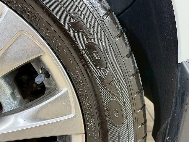 ハリアーハイブリッド Ｚ　レザーパッケージ　ＧＲエアロ／調光ルーフ／全周囲カメラ／純正１２．３インチディスプレイオーディオ／ＪＢＬサウンド／ブラインドスポットモニター／レーダークルーズコントロール／デジタルインナーミラー／電動リヤゲート（27枚目）