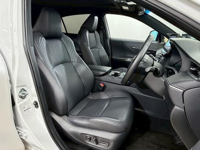 ハリアーハイブリッド Ｚ　レザーパッケージ　ＧＲエアロ／調光ルーフ／全周囲カメラ／純正１２．３インチディスプレイオーディオ／ＪＢＬサウンド／ブラインドスポットモニター／レーダークルーズコントロール／デジタルインナーミラー／電動リヤゲート（36枚目）