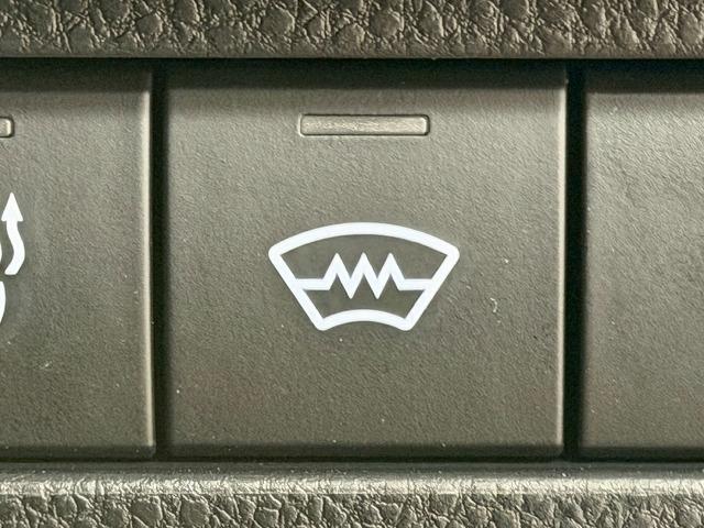 ハリアーハイブリッド Ｚ　レザーパッケージ　ＧＲエアロ／調光ルーフ／全周囲カメラ／純正１２．３インチディスプレイオーディオ／ＪＢＬサウンド／ブラインドスポットモニター／レーダークルーズコントロール／デジタルインナーミラー／電動リヤゲート（66枚目）