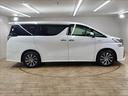 TOYOTA VELLFIRE HYBRID