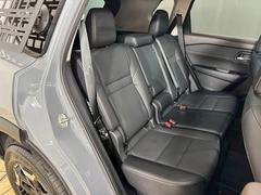 ������ɥ����Ȥϥꥯ�饤�˥󥰲�ǽ�Ǥ��Ĥ����ζ��֡������ͤ���äƤ⽽ʬ�ʥ��ڡ��������ݤ���Ƥ���ޤ��� 6