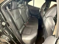 ������ɥ����Ȥϥꥯ�饤�˥󥰲�ǽ�Ǥ��Ĥ����ζ��֡������ͤ���äƤ⽽ʬ�ʥ��ڡ��������ݤ���Ƥ���ޤ��� 6