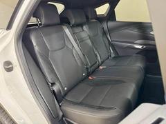 ������ɥ����Ȥϥꥯ�饤�˥󥰲�ǽ�Ǥ��Ĥ����ζ��֡������ͤ���äƤ⽽ʬ�ʥ��ڡ��������ݤ���Ƥ���ޤ��� 6