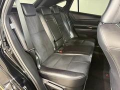 ������ɥ����Ȥϥꥯ�饤�˥󥰲�ǽ�Ǥ��Ĥ����ζ��֡������ͤ���äƤ⽽ʬ�ʥ��ڡ��������ݤ���Ƥ���ޤ��� 6