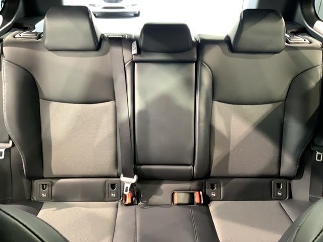 カローラクロス ハイブリッド Z 最長5年保証 ワンオーナー Rカメラ マルチビュー BTオ-ディオ ドラレコ 衝突軽減B ETC LEDライト 横滑り防止 シートヒーター 電動シート Rテールゲート クルコン アルミ フォグ(33枚目)