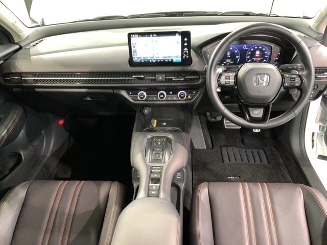 ZR-V e:HEV Z BSIレス H SENSING 革シ-ト 最長5年保証 ワンオーナー 純正ナビ TV Rカメラ マルチビュー BTオ-ディオ ETC LEDライト VSA シートヒーター クルコン 電動シート アルミ(8枚目)