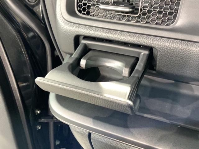 ステップワゴン ｅ：ＨＥＶスパーダ　Ｈ　ＳＥＮＳＩＮＧ　最長５年保証　ワンオーナー　ナビＬＸＭ－２３７ＶＦＬｉ　ＴＶ　Ｒカメラ　ＣＤ録音　ＢＴオ－ディオ　ＤＶＤ　Ｒモニター　ＥＴＣ　ＬＥＤライト　ＶＳＡ　両側電動ドア　シートヒーター（26枚目）