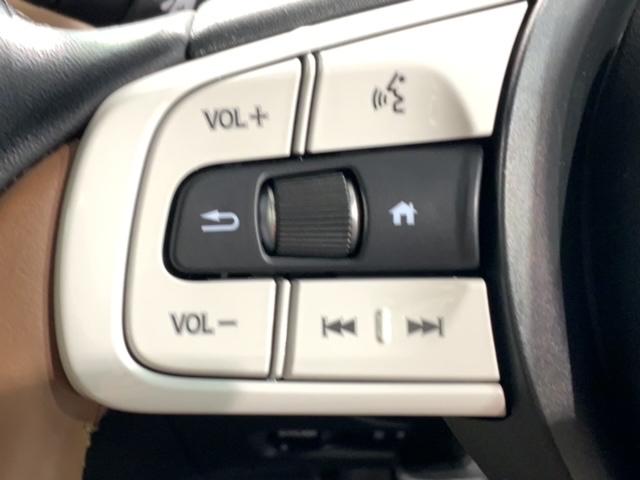 フィット ｅ：ＨＥＶリュクス　Ｈ　ＳＥＮＳＩＮＧ　革シ－ト　最長５年保証　ワンオーナー　純正ナビ　ＴＶ　Ｒカメラ　ＢＴオ－ディオ　ドラレコ　ＥＴＣ　ＬＥＤライト　ＶＳＡ　シートヒーター　クルコン　アルミ　フォグ　スマートキー（10枚目）