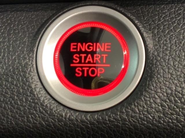 シビック ハッチバック　ホンダセンシング　Ｈ　ＳＥＮＳＩＮＧ　最長５年保証　ワンオーナー　ナビ　ＴＶ　Ｒカメラ　ＣＤ録音　ＢＴオ－ディオ　ＤＶＤ　ＥＴＣ　ＬＥＤライト　ＶＳＡ　シートヒーター　クルコン　アルミ　フォグ　スマートキー（14枚目）