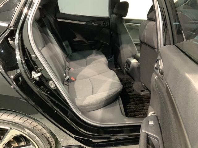 シビック ハッチバック　ホンダセンシング　Ｈ　ＳＥＮＳＩＮＧ　最長５年保証　ワンオーナー　ナビ　ＴＶ　Ｒカメラ　ＣＤ録音　ＢＴオ－ディオ　ＤＶＤ　ＥＴＣ　ＬＥＤライト　ＶＳＡ　シートヒーター　クルコン　アルミ　フォグ　スマートキー（18枚目）