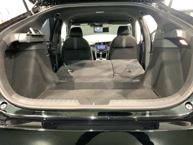 シビック ハッチバック　ホンダセンシング　Ｈ　ＳＥＮＳＩＮＧ　最長５年保証　ワンオーナー　ナビ　ＴＶ　Ｒカメラ　ＣＤ録音　ＢＴオ－ディオ　ＤＶＤ　ＥＴＣ　ＬＥＤライト　ＶＳＡ　シートヒーター　クルコン　アルミ　フォグ　スマートキー（19枚目）