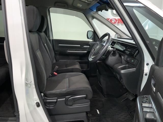 ステップワゴンスパーダ スパーダ ホンダセンシング 最長5年保証 ワンオーナー ナビVXU-207SWi TV Rカメラ CD録音 BTオ-ディオ DVD ETC LEDライト VSA 両側電動ドア クルコン アルミ フォグ スマートキー 盗難防止装置(17枚目)