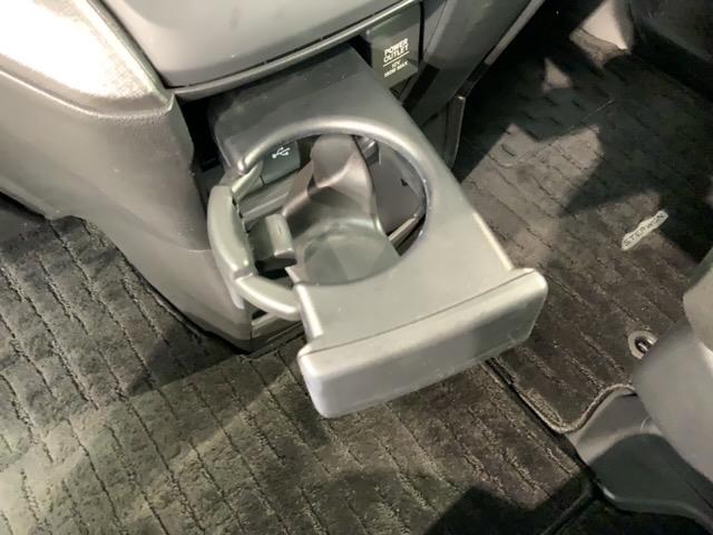 ステップワゴンスパーダ スパーダ ホンダセンシング 最長5年保証 ワンオーナー ナビVXU-207SWi TV Rカメラ CD録音 BTオ-ディオ DVD ETC LEDライト VSA 両側電動ドア クルコン アルミ フォグ スマートキー 盗難防止装置(25枚目)
