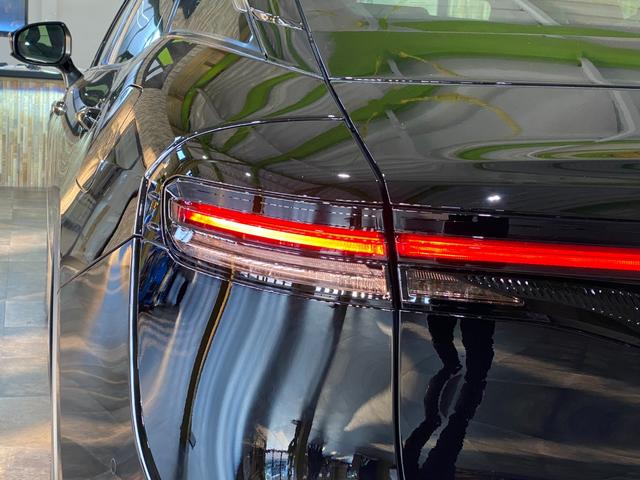 クラウンクロスオーバー ＲＳアドバンスド　登録済み未使用車　サンルーフ　４眼ヘッド　デジタルインナーミラー　　ＨＤディスプレイオーディオ　本革シート（58枚目）