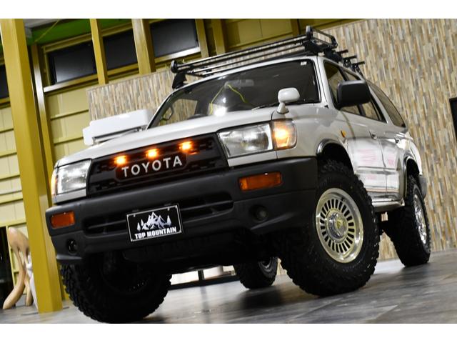 ＳＳＲ－Ｘ　切替４ＷＤ　純正グレーカラー　ナロースタイル　ＵＳ４Ｒｕｎｎｅｒ仕様　ディーンカリフォルニア１６インチ　ＹＯＫＯＨＡＭＡマッドタイヤ　社外グリル　グリルマーカー　ルーフキャリア　外部電源(47枚目)