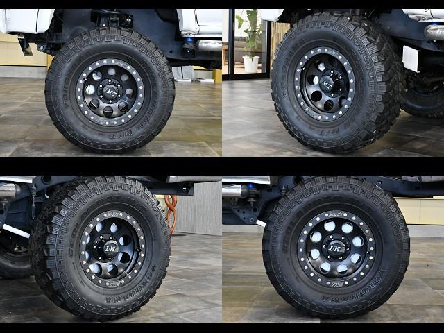 ＳＳＲ－Ｖ　切替４ＷＤ　ハイリフト１０インチリフトアップ　ミッキートンプソン１６インチ　ＹＯＫＯＨＡＭＡマッドタイヤ　ロックイルミ　ワンオフマフラー　ＳＤナビ　フルセグ　ＢＴ　Ｂカメラ　ＥＴＣ(11枚目)