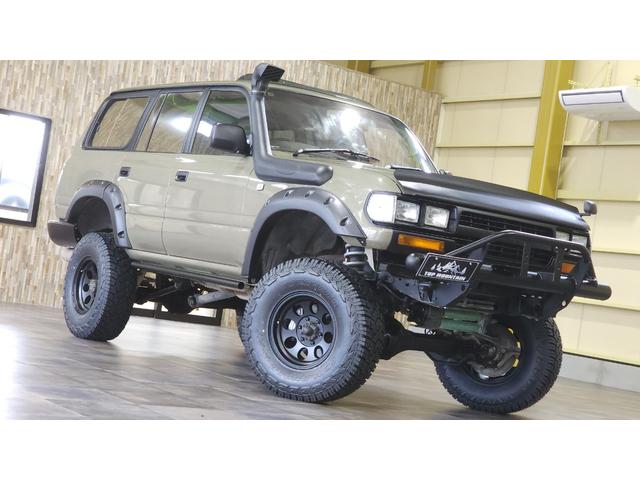 ＶＸリミテッド　４ＷＤ　サンルーフ　サンドカーキ全塗装　リフトアップ　ジムライン　ジオランダーＸ－ＡＴ　社外オーバーフェンダー　シュノーケル　角目ヘッド　バンパーガード　ＨＤＤナビ　革シート　シートヒーター　ＥＴＣ(20枚目)