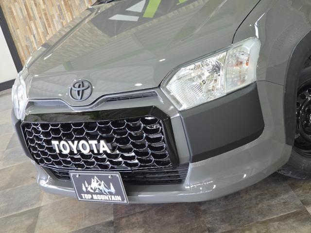 プロボックス ＤＸコンフォート　グレー全塗装済み　ＴＭカスタムエディション　スタイリッシュグリル　タフネスフェンダー　ブラックペイント鉄チンホイール　ＴＯＹＯ　新品ブロックタイヤ　ブラウンシートカバー　ディスプレイオーディオ（9枚目）