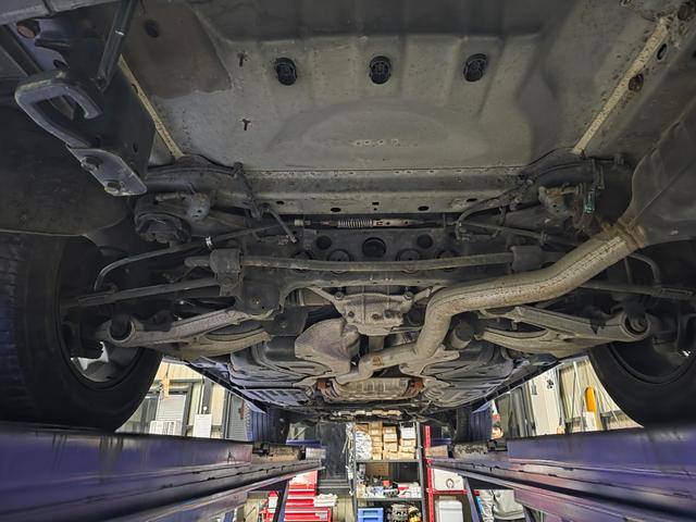 ジープ・グランドチェロキー ラレード　４ＷＤ　純正ブラックアウトホイール　電動シート　ＥＴＣ　バックカメラ　サイドカメラ　フロントカメラ　ＨＤＤナビ（52枚目）