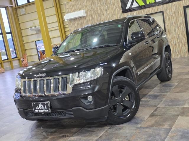 ジープ・グランドチェロキー ラレード　４ＷＤ　純正ブラックアウトホイール　電動シート　ＥＴＣ　バックカメラ　サイドカメラ　フロントカメラ　ＨＤＤナビ（70枚目）