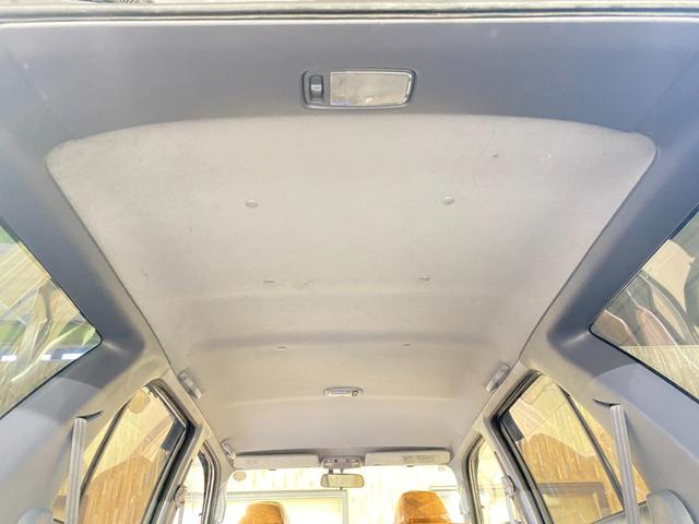 ハイラックスサーフ ＳＳＲ－Ｘ　ワイド　切替４ＷＤ　ワンオーナー車　２インチリフトアップ　ガンメタ全塗装済み　ＴＯＰＭＯＵＮＴＡＩＮ１７インチＡＷ　ジオランダーＸ－ＡＴ　クラシックグリル　ヴィンテージシートカバー　ＬＥＤヘッド・テール・（79枚目）